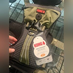 NWT Medium Kong Dog Harness in Forrest Green